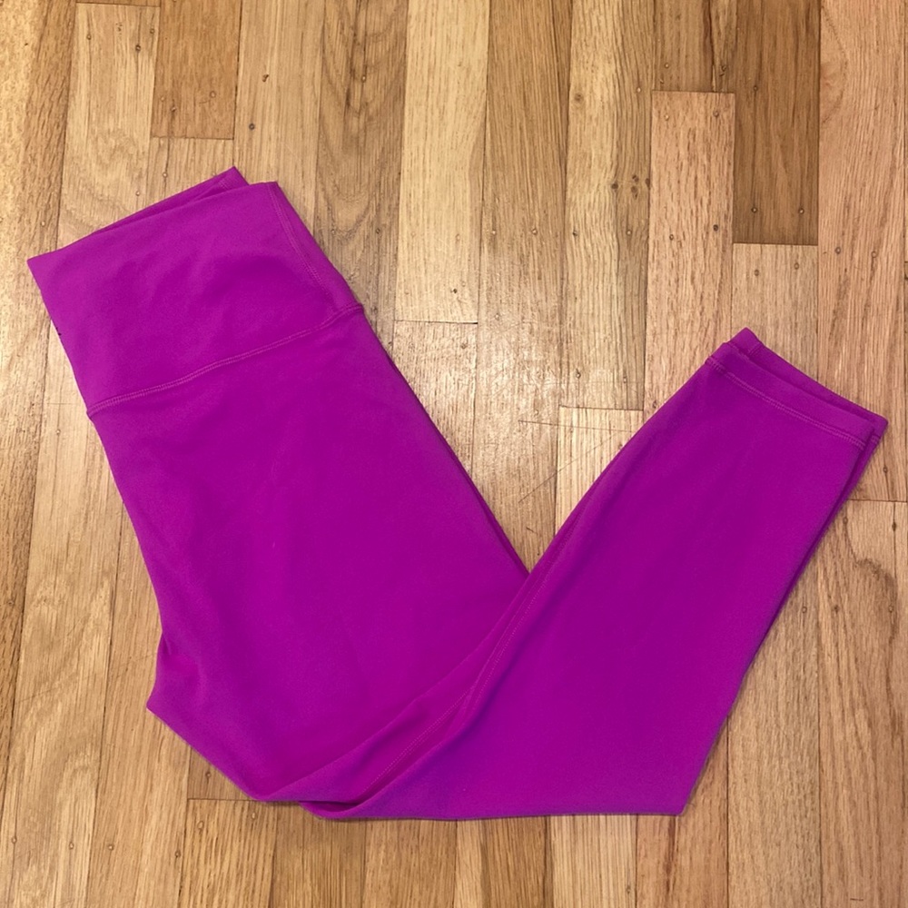 NWOT Athleta Transcend 7/8 Tight, M